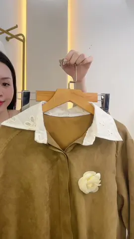 Đầm sáng rộng cổ somi tặng kèm hoa trà ạ ✨#NDROSE #xuhuongtiktok #trending #xh 