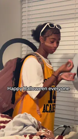 Wanna be like us so bad 😂😂 #2000s #souljaboy #halloween 