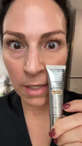Stop looking for the fountain of youth, it’s right here! No more eyebags✨ @Peter Thomas Roth Labs New Temporary Eye Tightener Easy Wear Formula #tiktokshopcreatorpicks #tiktokshopblackfriday #eyebags #matureskinmakeup #superbranddaybfcm 