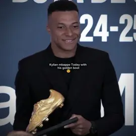 Mbappe with the Golden boot today🥹👏 #kylianmbappé #goldenboot #today #fyp #fürdich 