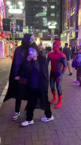 Có ai đang ở đây k ak 😂😂😂#halloween #tokyo #shibuya #xuhuongtiktok #capcut 
