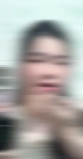 Mùa lạnh sắp đến rồi mấy bà ơi. Muốn đôi môi mềm mịn thì phải dưỡng nha #posshe #sonduong #chinhhangcosmetic #xh 