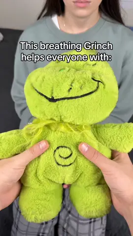 I love my breathing Grinch plushie 🥹💚 #grinch #christmas #grinchmas #giftideas #plushies 
