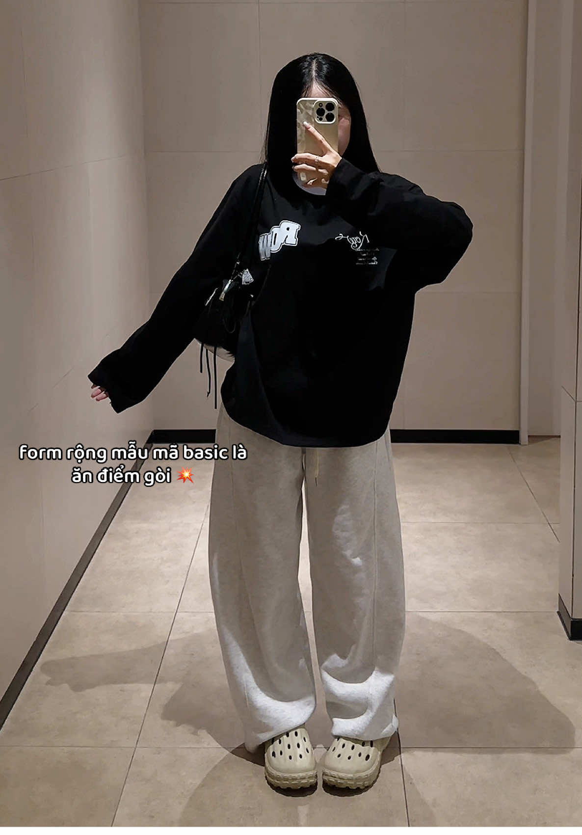 TheRow ra mẫu nào cũng sịn #aothundaitay #longtee #thoitrang #viral 