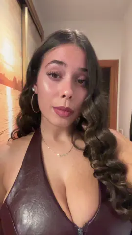 Como vampiro, te pegaste a mis venas…