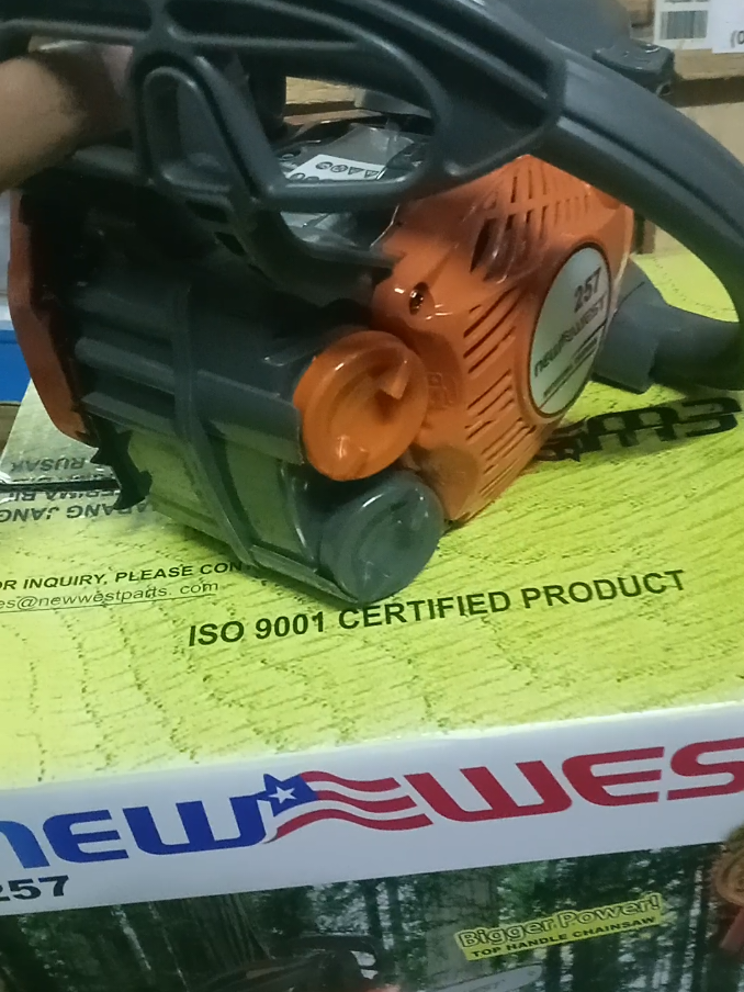 CHAINSAW NEW WEST 12in 257 #chainsawmini #chainsaw #newwest 