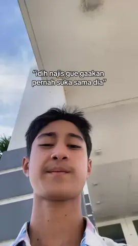 kemakan separoh omongan nya 