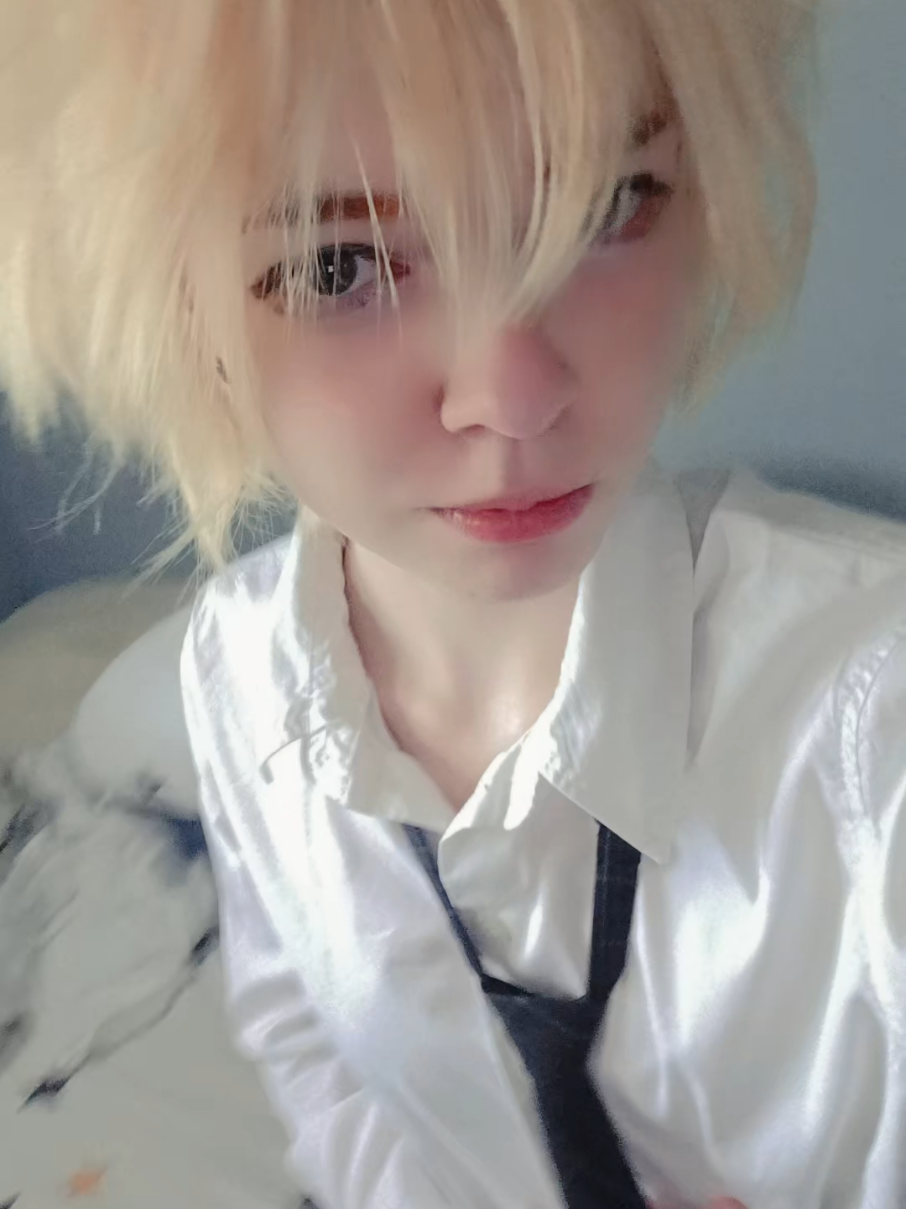 Ouhhhh spooky 🦴🦴 #fyp #chainsawman #denjicosplay #cosplay #little_tenshi 