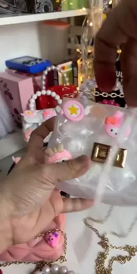 Ang cute na Mumu mini jelly bag, perfect for kids! Check out basket number two for only ₱49!