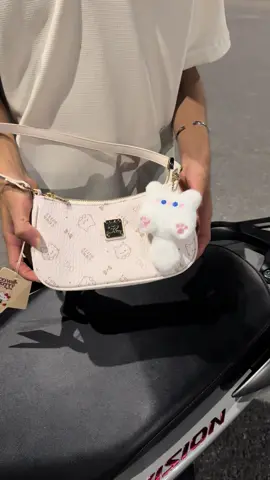 Cow kitty dễ thương 😍 #tuanhaishop #xuhuong #tuitangnguoiyeu #hellokitty #borryrosa 