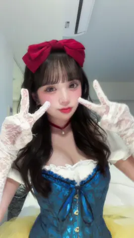 今年のハロウィンは白雪姫したよ🍎🖤#ハロウィン #仮装 #プリンセス #fyp #白雪姫 