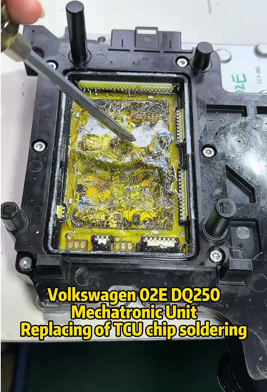 🛠️🚗Volkswagen 02E DQ250 Mechatronic unit replacing of TCU chip soldering #volkswagen #DQ250 #gearbox #transmission #fyp 