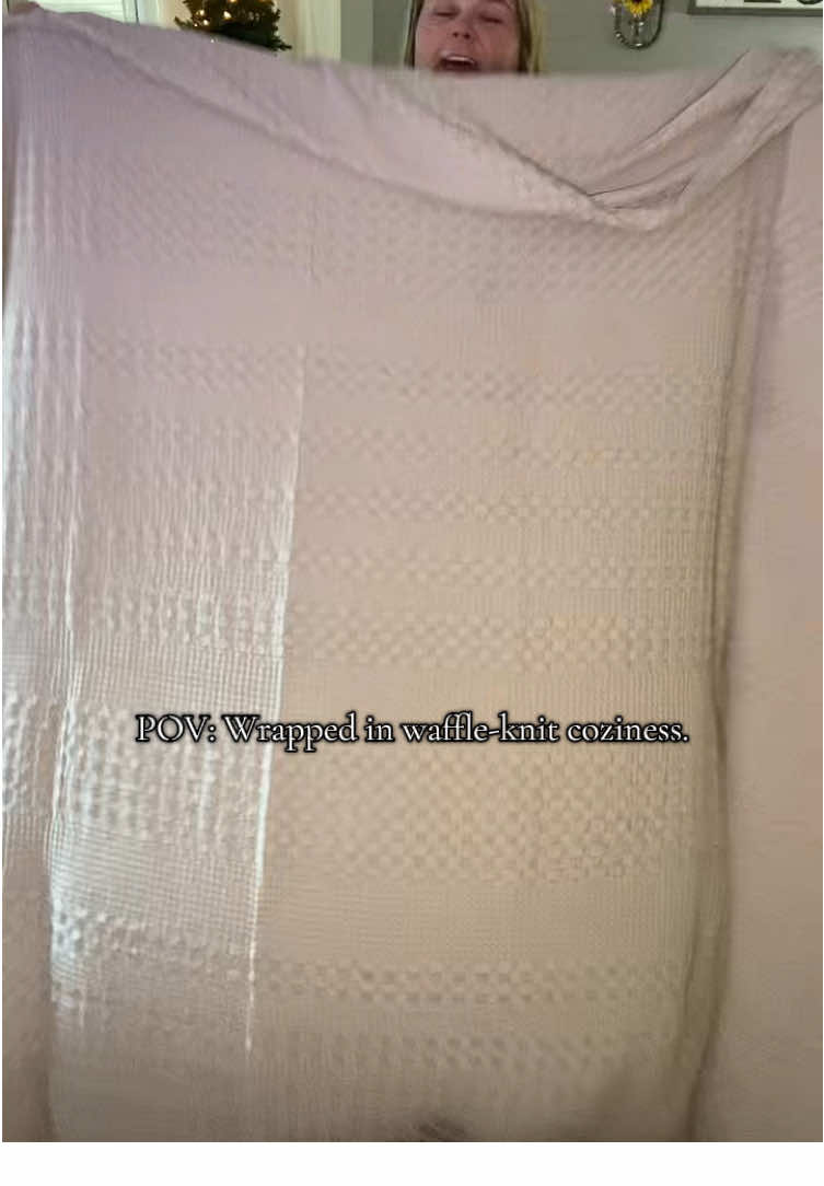 You just pulled the softest waffle knit blanket over you — cozy, textured, and perfectly warm without being heavy. #waffleblanket #blanket #blanketlife #blankets #tiktokshopblackfriday 