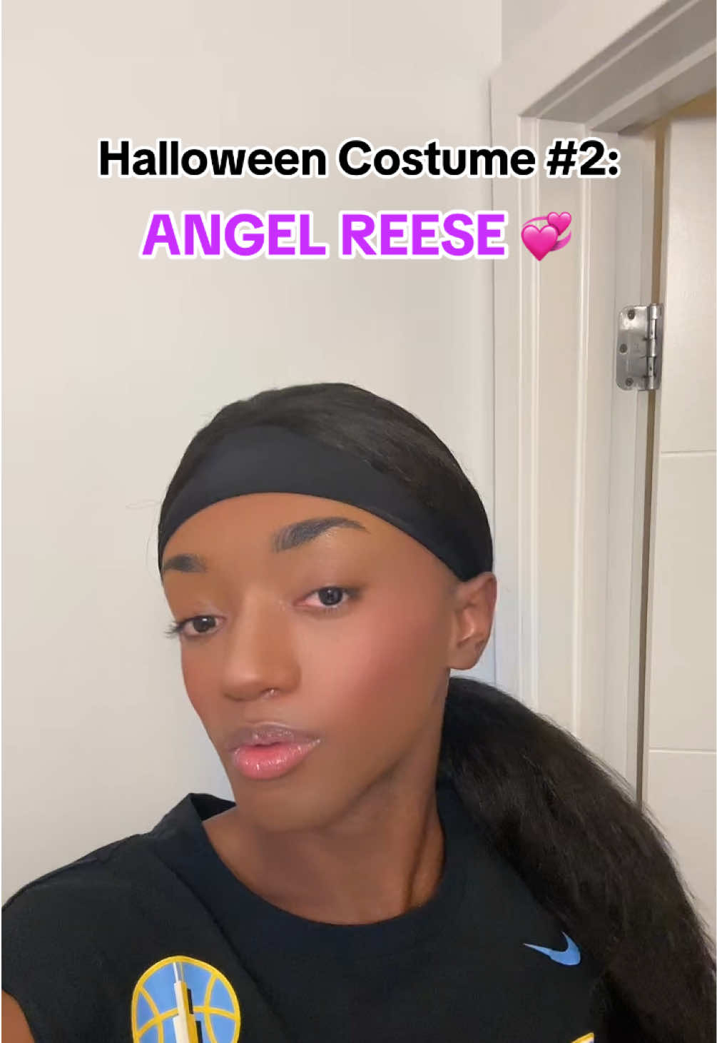 had to put this together on short notice but i ain’t mad at it ☺️ GOT THEM CHARM CITY AR1’s, STILL A CHECK PLEASE ‼️ #angelreese #halloween #norrisjaylloween #checkplease #WNBA   song: norris jay check please remix 