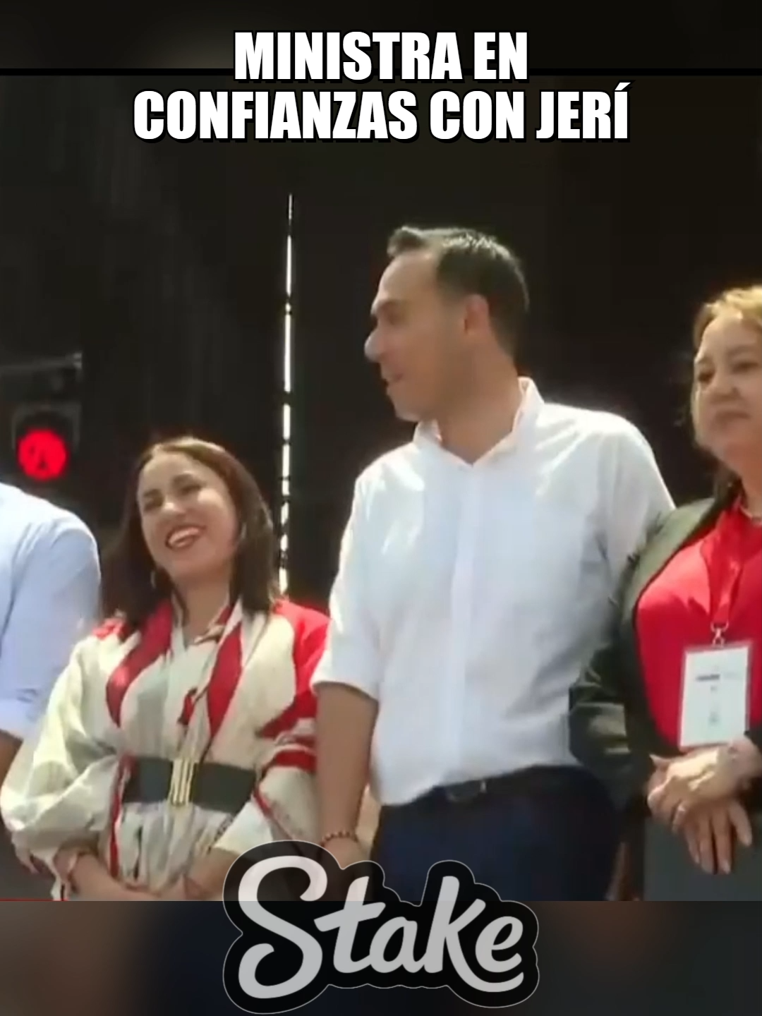 (2) Las confianzas continúan entre Jerí y la ministra. #fyp #viral #parati #jeri #presidente