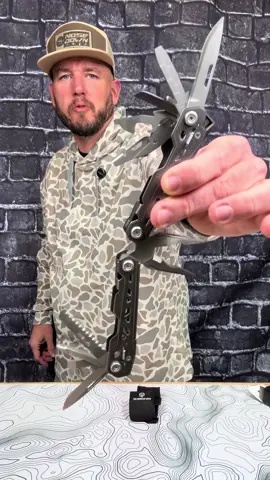 This isn’t just a multitool. It’s a survival kit in your pocket. 🧰💪 The **Gerber Multitool** packs serious utility—pliers, blade, screwdrivers, wire cutters, scissors, and more—all in a compact, ultra-durable frame. Whether you're in the woods, at work, or fixing stuff around the house, this thing *gets it done.* Built for the tough. Trusted by many. 🇺🇸 #GerberGear #MultitoolLife #EverydayCarry #TacticalTools #EDCgear 