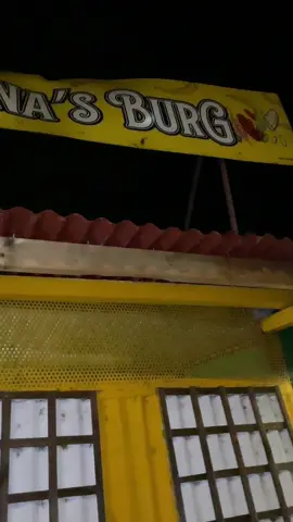 Invitation : BANANA’S BURGER 🍌🍔 C’était beaucoup trop bon seigneur 😭  #invitation #guadeloupe #971 #fyp 