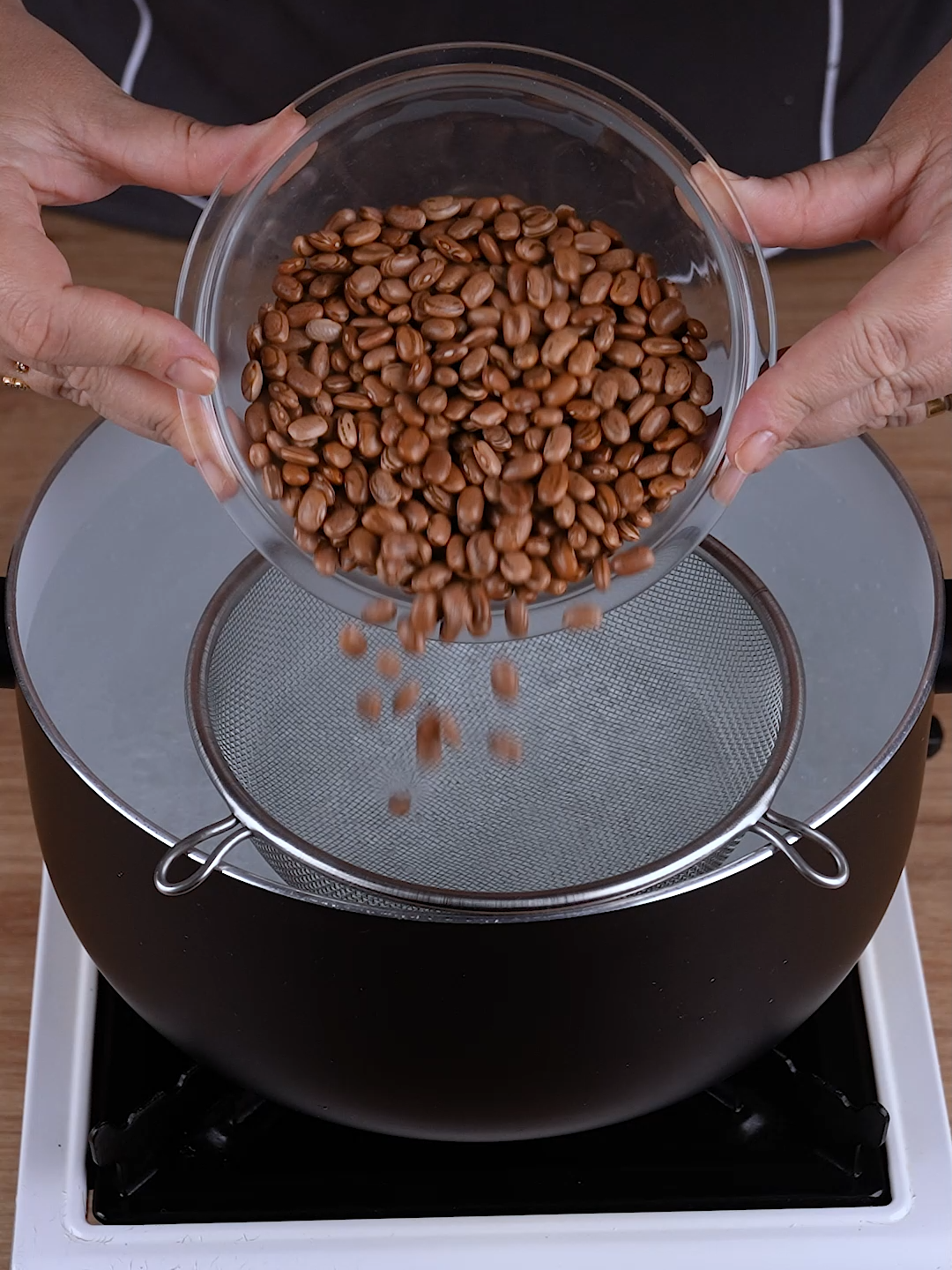 How did I not learn this before! A genius trick with beans that everyone should know #cooking #Recipe #EasyRecipe #quickrecipes #cook #beans #chicken #dinner #viral #viralvideo