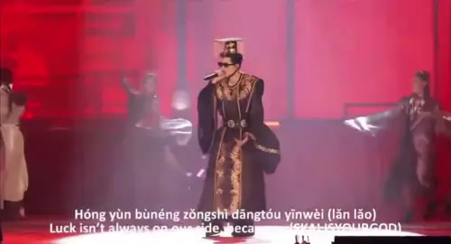 #လက်မြှောက်ဒူးထောက်ကာ ခစားပါတယ်    နာရာရယ်🙇‍♀ Rapကို တရုတ်လိုကြီးရွတ်သွားတာ အရမ်းတော်သောဘဲ🫶