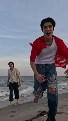 มีเด็กแอบหนีเที่ยว  #aukittipon #ongsacelcius #อู๋องศา 