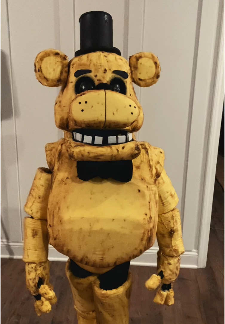 Happy Halloween! Golden Freddy is here! #FNAF #goldenfreddy  #cosplay #fyp #halloween2025 #diycostume 