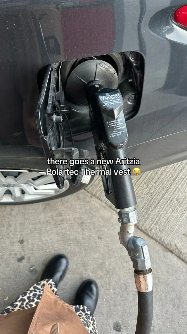 i’m absolutely going to need that vest for winter though, @Aritzia #sos #aritzia #polartecfleece #itgirl #gasstation 