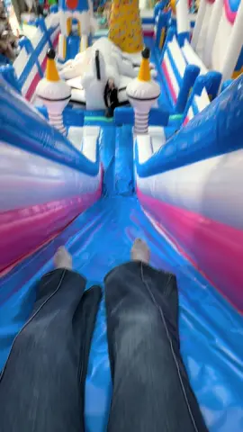 interesting🤣🤣 #bouncecastle #jumpingcastleforkids #inflatablecastle #inflatablecastleslide 