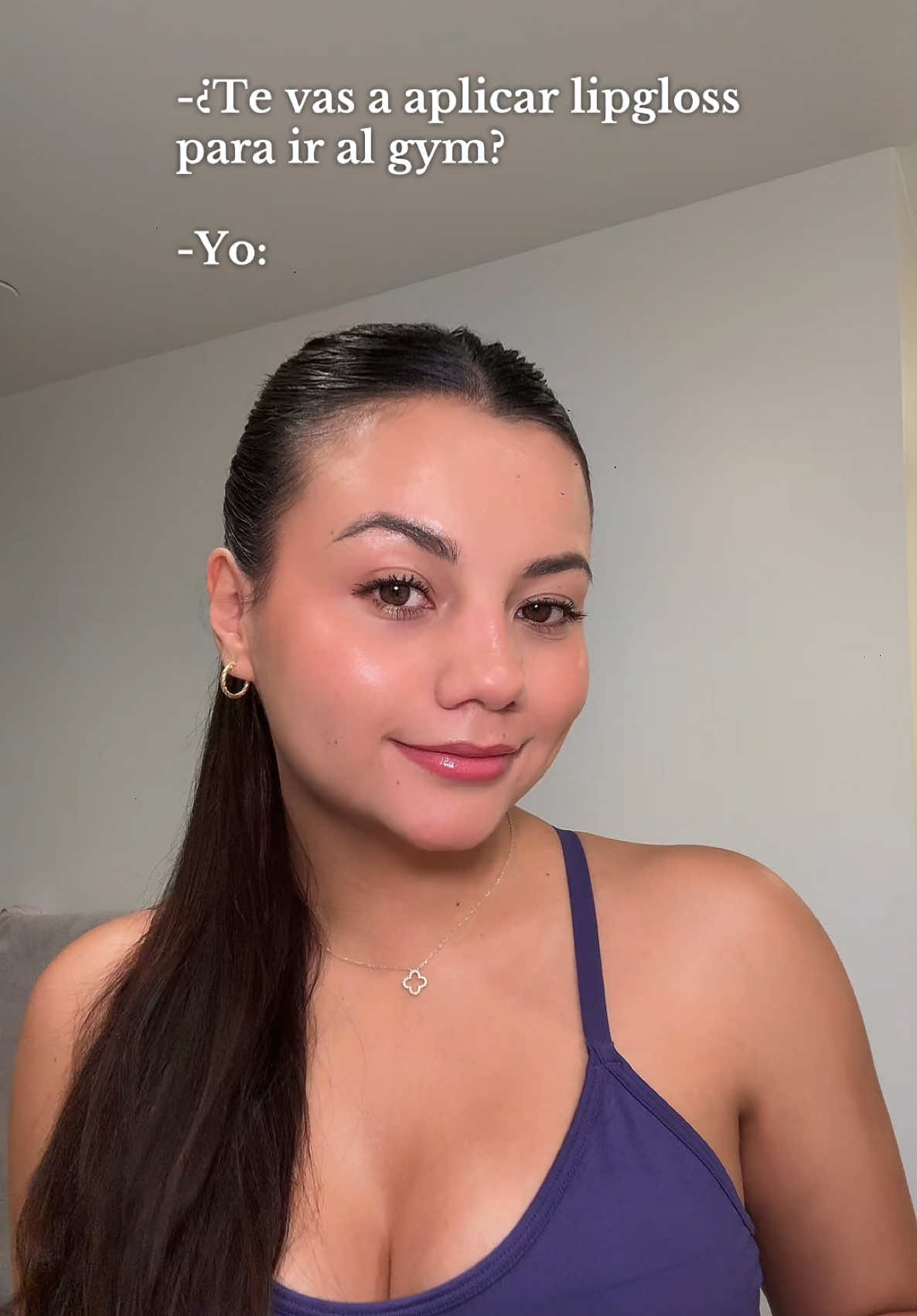 I’m just a girl 🫣😅🤷🏻‍♀️💕  @e.l.f. Cosmetics  #fyp #paratii #elfgloss #motivation #gym