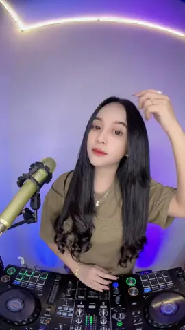 Spesial request @Apannn_48 