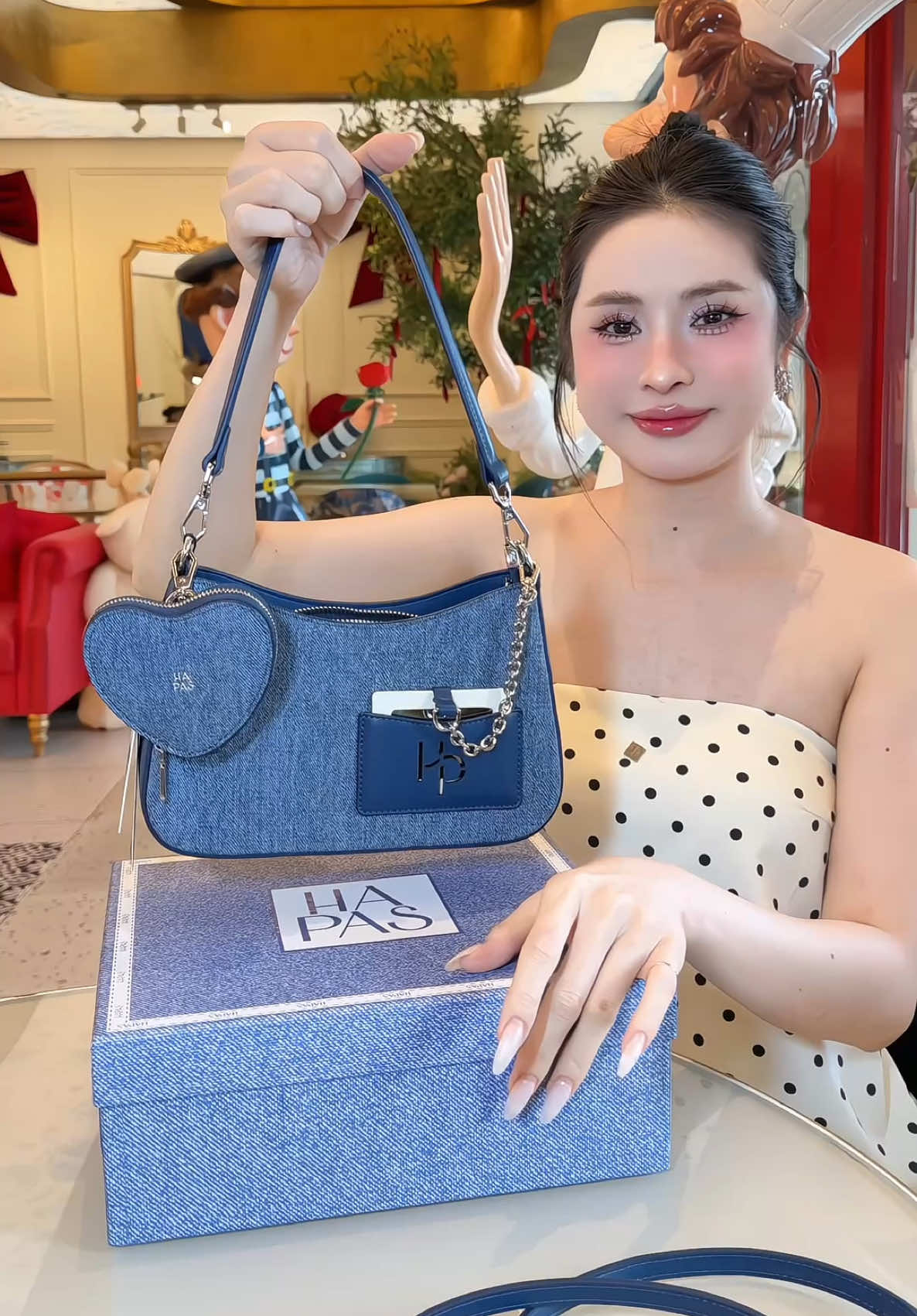 Sắm túi mới – tự tin bước phố 🌆 ♥️ #HAPAS #HapasSuperBrandDay #xuhuongtiktok2025 #minmetbay #YEUTUDIEUNHONHAT 