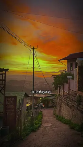 Tại sao em lại viết sai tên anh #nhactamtrang #nhactamtrangbuon #nhacbuon #tamtrang #tamtrangbuon 