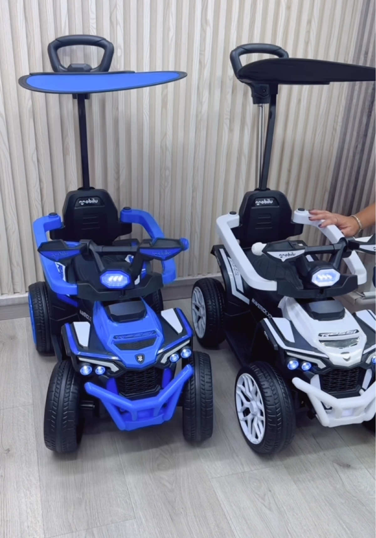 Cuatrimoto eléctrica ⚡️💥 Con luces, sonidos, batería recargable y control remoto para que tú guíes cada aventura 🎮💕 ¡Tu peque se sentirá todo un conductor! 😍  #magicbabycol #cuatrimoto #regalosniño #viral #productosparabebe #fyp 