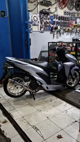 jngn lupa ganti oli #vario #click125i #variomodifikasi #fyp #click150i 