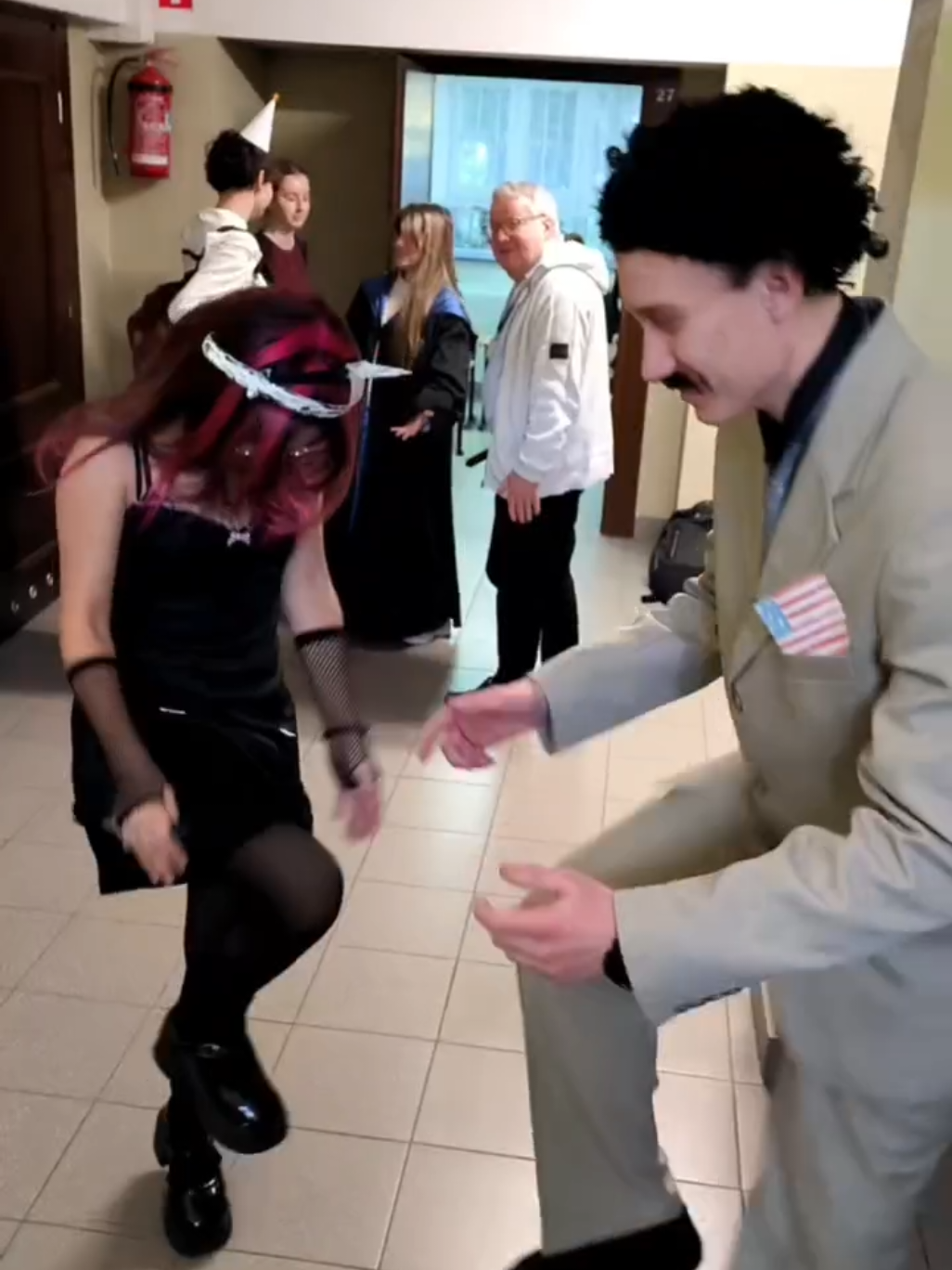 @Mr. creeper беч я борат  у меня вайб не соответствует костюму #борат #хеллоуин #halloweenlook #fyp #вроцлав 