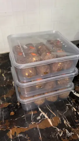 A daughter’s care turned into my favorite creation ♥️🌹#desifoodlover #AlsiKiPinni #relatable #viralreels #wintervibes 