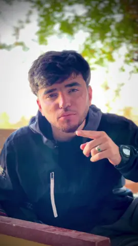 خود من با خود من در خود من میجنگم  - - - - - - - -#afghanistan #mudeer_abdul #iranian #مدیر_عبدل_پنجشیری #foryou 