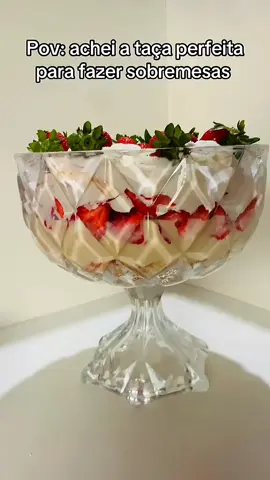 🌸✨ Dicas da Mary que Facilitam a gente ✨🌸 Deixe sua mesa ainda mais charmosa com esta Bomboniere de Vidro Grande 💎 Ideal para decorar, armazenar doces, frutas ou bombons com elegância! Com capacidade de 1200 ml e design sofisticado, ela transforma qualquer cantinho em um toque de bom gosto. 🍬🍇 💰 Por apenas R$78,90 🛒 Compre agora na Shopee: https://s.shopee.com.br/4q7SJ4FAGZ #DicasDaMary #DecoraçãoComEstilo #ShopeeAchadinhos #CasaOrganizada #Bomboniere 