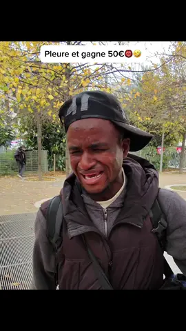 Tu pleure tu gagne!👹🤣#viral #drole #cameracachée #humour #creatorsearchinsights 