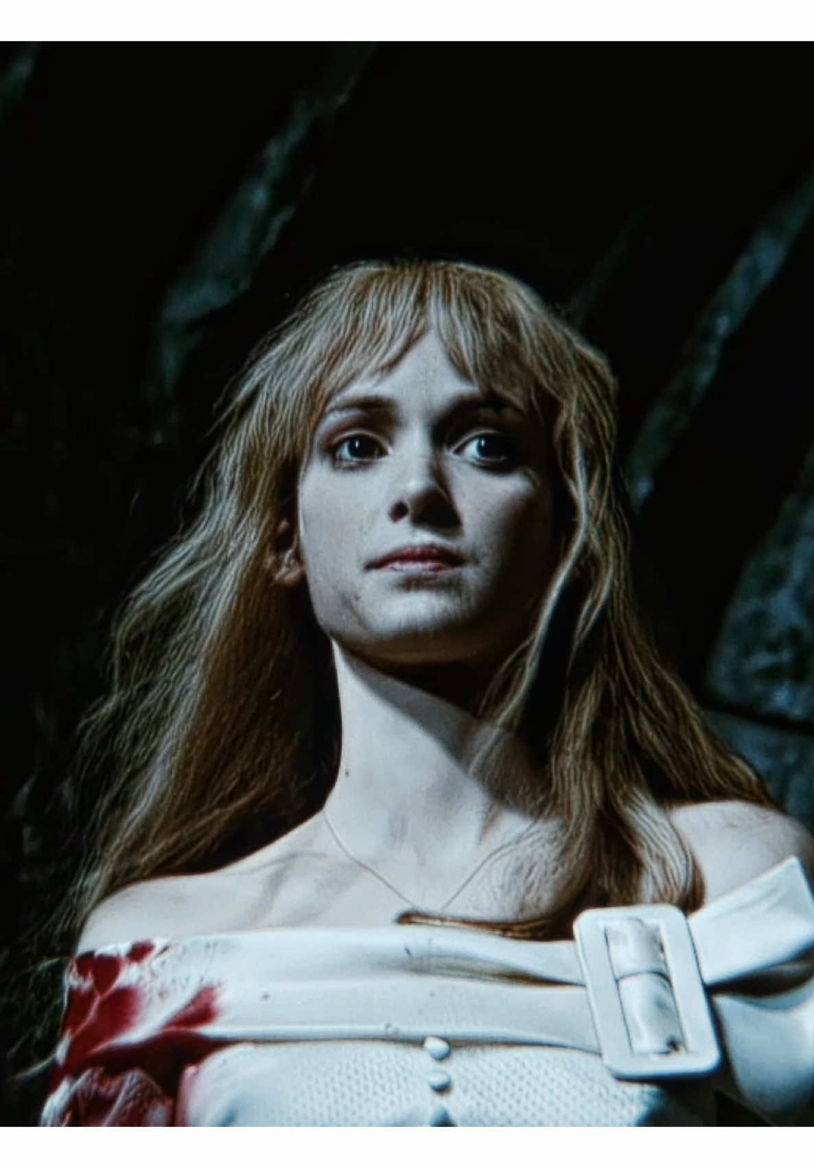 happy halloween!!🧟‍♀️ #winonaryder #halloween2025 #beetlejuice #edwardscissorhands #fyp | scp vkscenes