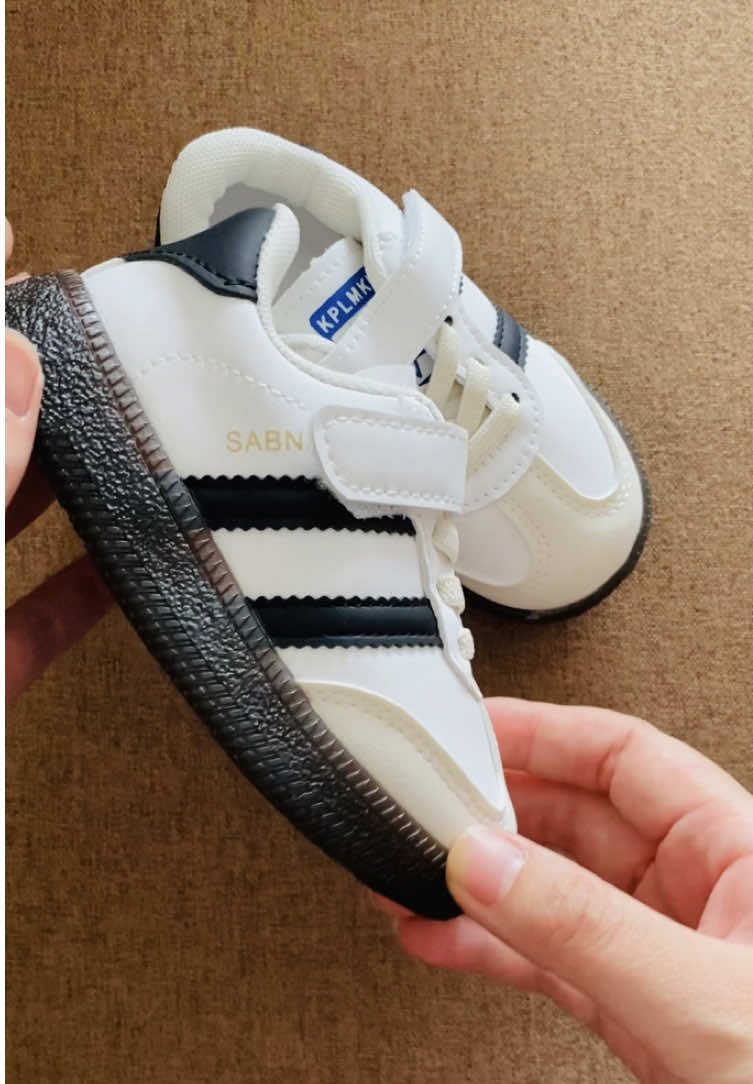 Trả lời @Mẹ Soup chill chill ✨ vừa xinh vừa êm các mẹ ưi. Lên đơn liền đi. Trời lạnh rùi kìaaaaa #fyp #giaychobe #giaychobetrai #giaychobegai #giaythethaochobe 