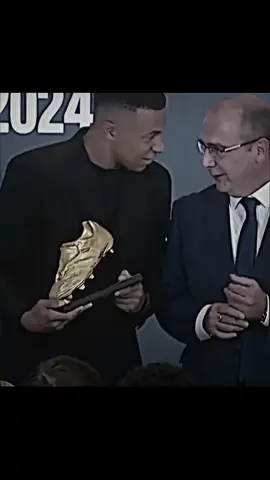 كليان مبابي الحذاء الذهبي #كيليان_مبابي #ريال_مدريد #تصميم_فيديوهات🎶🎤🎬 #ريال_مدريد_زعيم_اوروبا #sportsontiktok 