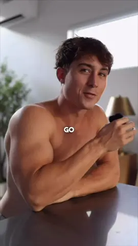 PROJECT 25 - DAY 2: abs . Current breakdown of what I am doing every day so far 1. Posture fixing exercises 2. Abs routine . This list will build every day over the next 25 days and I encourage you to follow along with me! Let’s finish 2025 strong 💪 