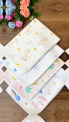 Các mom chuẩn bị sinh bé thì ko thể thiếu e tấm lót này được các mom tham khảo cho bé nha #tamlotchongthamchobe #mevabe #xuhuong 