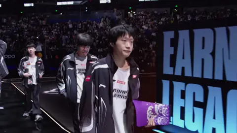 Không có hành trình nào suôn sẻ mãi - có thất bại rồi sẽ có hạnh phúc. GGWP #shanks #anyoneslegend #alshanks #worlds2025 #leagueoflegends 