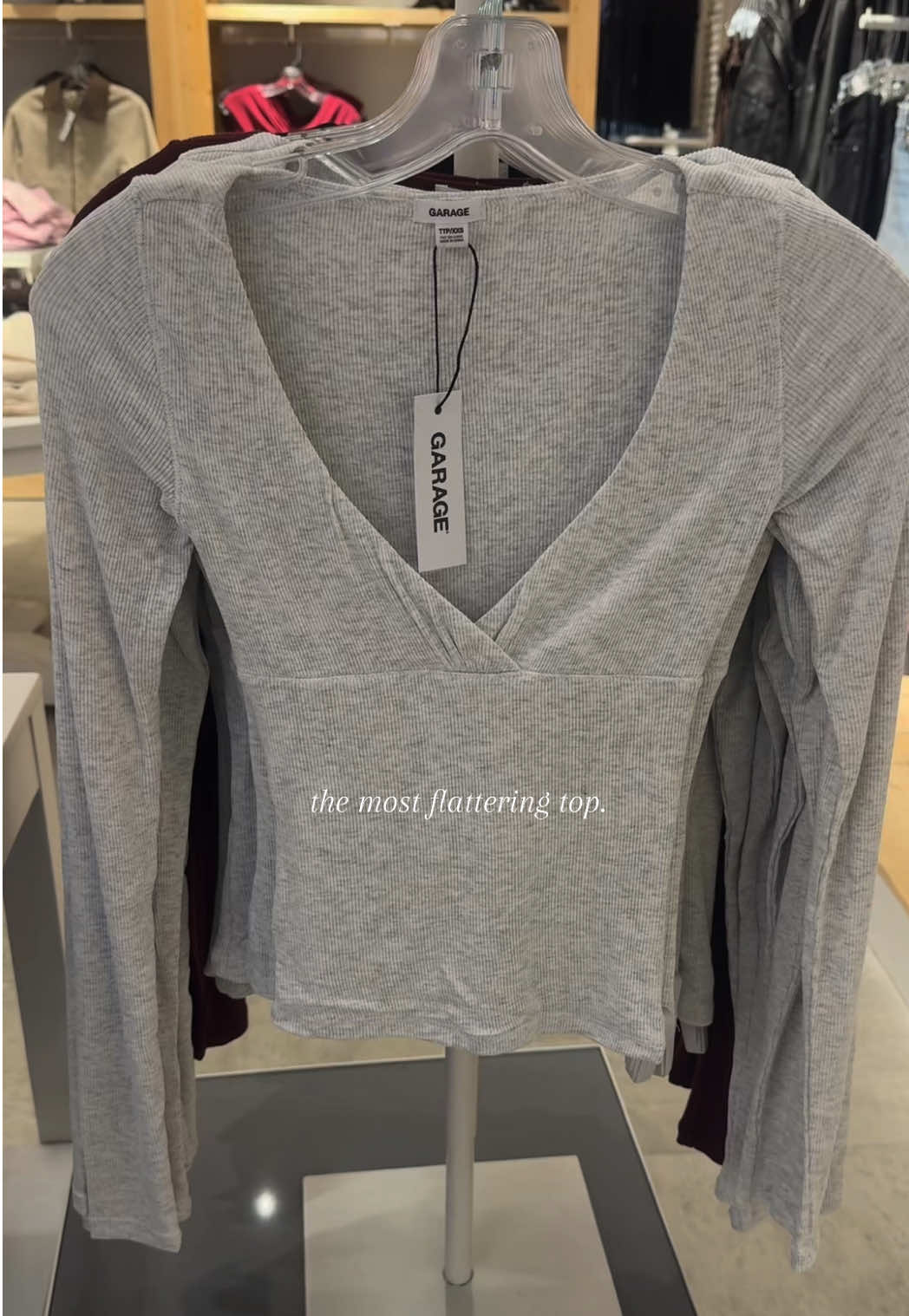 every girl needs this in their fall top rotation 🤍 @Garage Clothing #iweargarage #garagepartner 