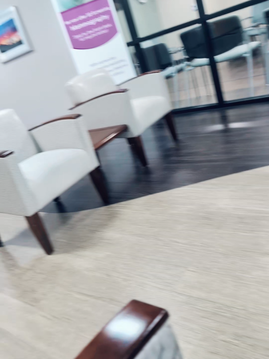 like where's the couch and a bed maybe get a TV in here haha 😂 #glucosetest 