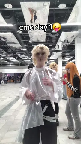 im dead and it's not even ended yet😢  sua- @𝓻𝓮𝔂~🌊🪽  ivan- @irl kamishiro rui ☆  #comiccon #xyzbca #foryoupage #alienstage #alienstagecosplay 