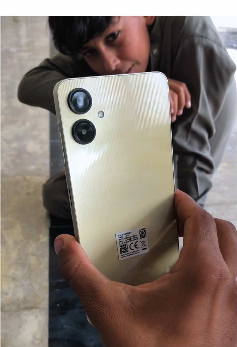 pic shoot on samsung edit in iphone 8+#uk #ukcreator #donotunderreviewmyvideos #london 