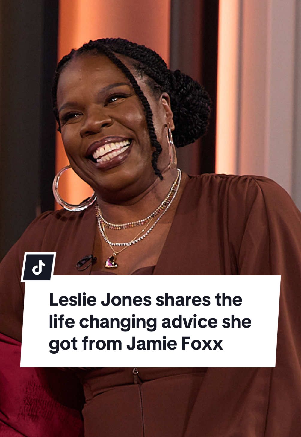 @Leslie Jones shares the life changing advice she got from Jamie Foxx. 