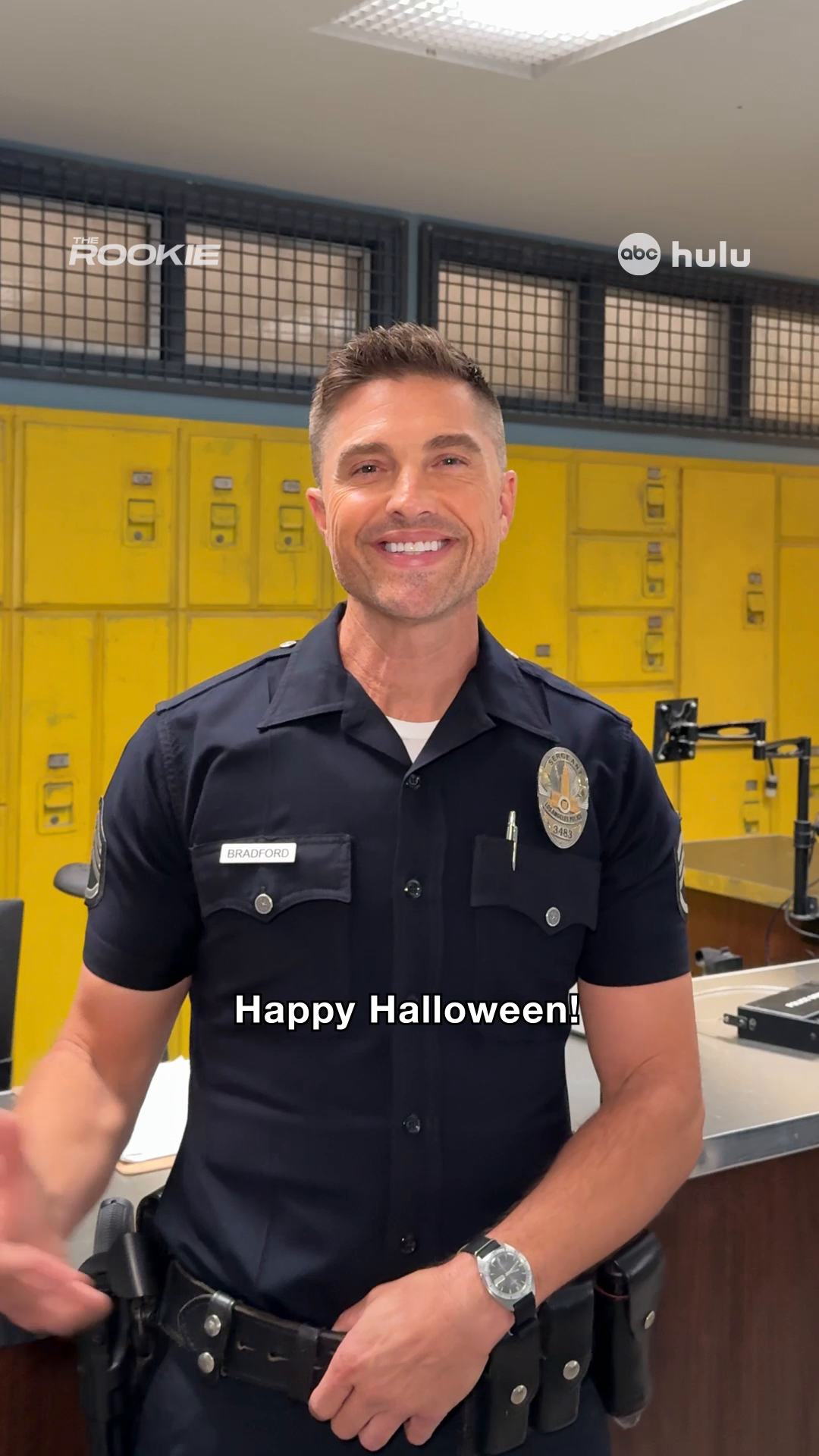 However you say it, all of us here at #TheRookie wish you a Happy Halloween! 🎃